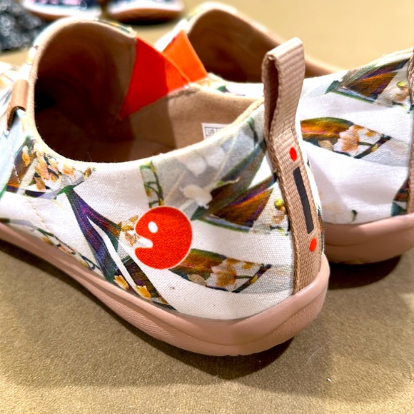 UIN Urban Travel-Toledo Collection - Picture 4 of 11